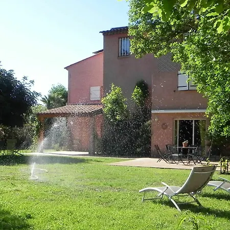 Le Clos Des Vignes Hotel 3*